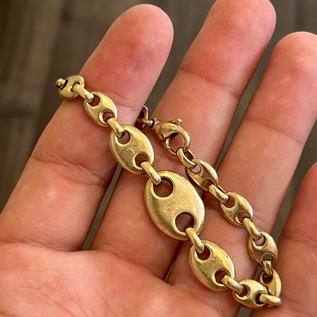 Vintage 9ct. Yellow Gold Graduated Mariner Link Bracelet - 7.5"L