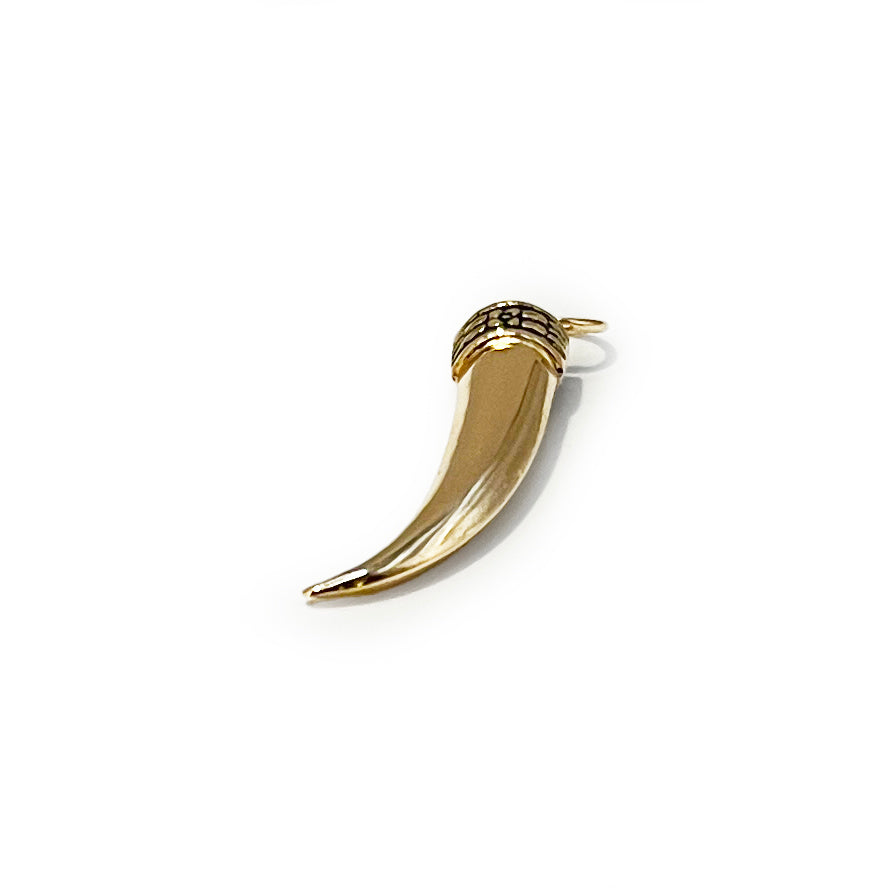 Estate 19k Yellow Gold Horn Charm