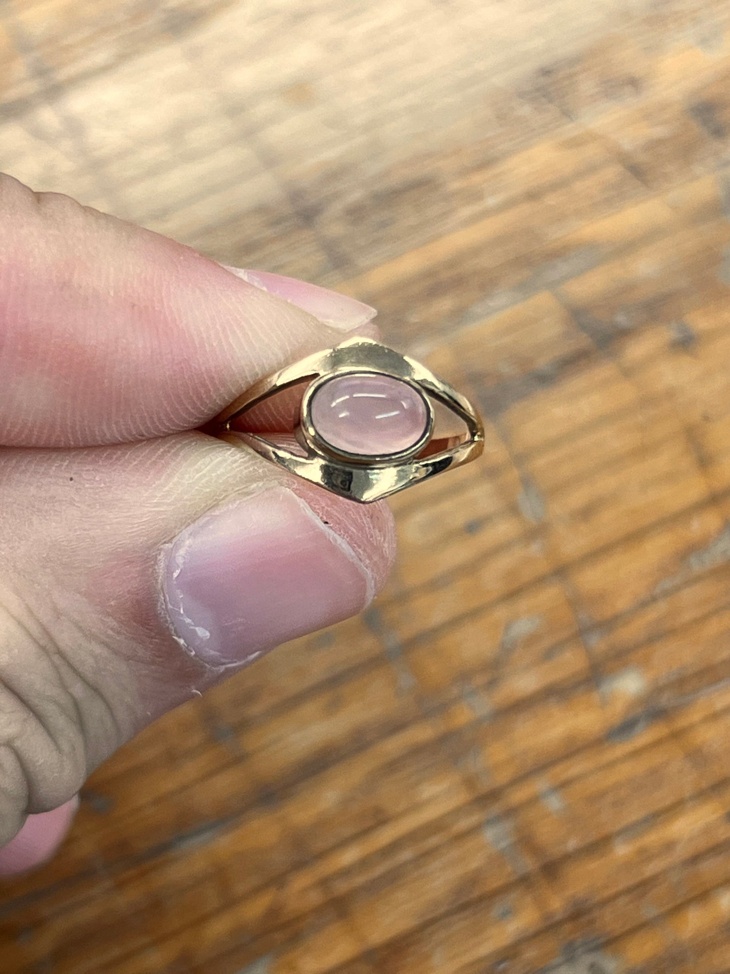 Vintage Rose Quartz Cabochon + 9ct Yellow Gold Ring - Sz. 4.75