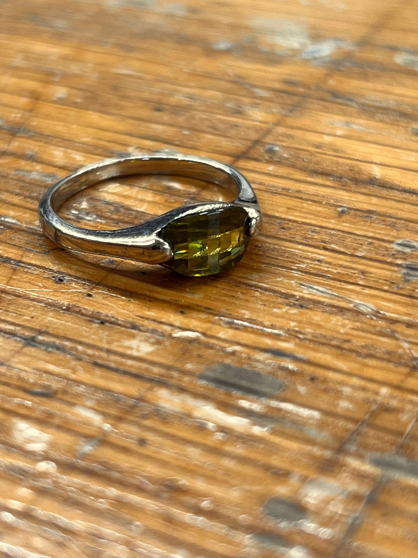 Estate Flat Green Tourmaline + Sterling Silver Ring - Sz. 7.5