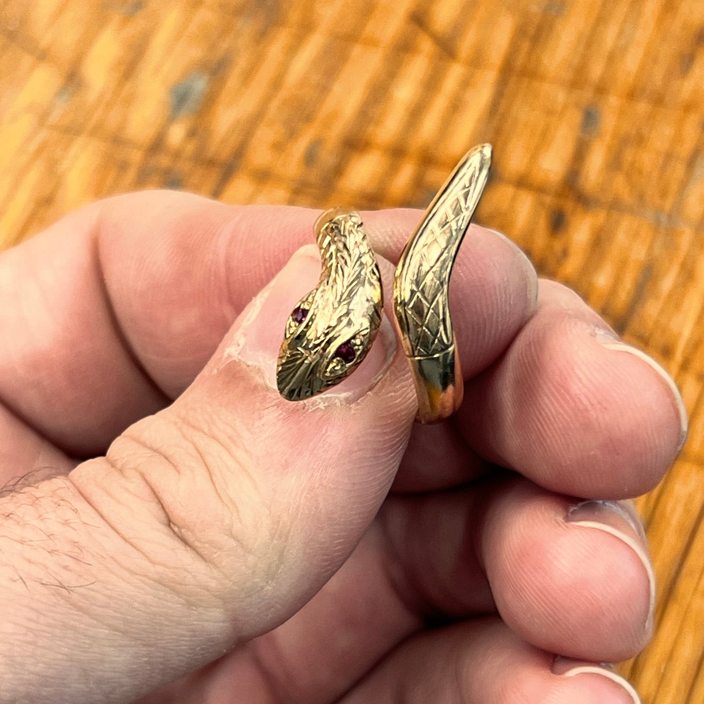 Vintage Ruby + 9ct Yellow Gold Snake Ring - Sz. 7.5