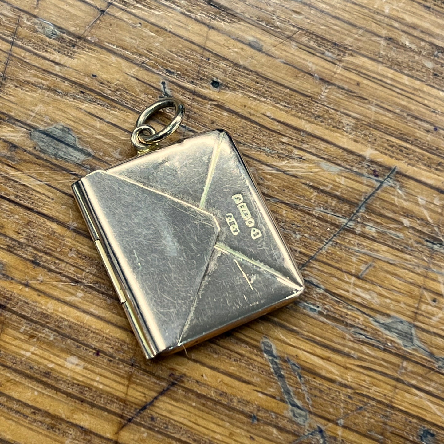 Antique Edwardian 9ct Yellow Gold Letter Envelope Charm