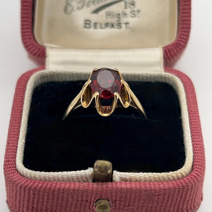 Vintage Garnet + 9ct Yellow Gold Buttercup Ring - Sz. 6.25