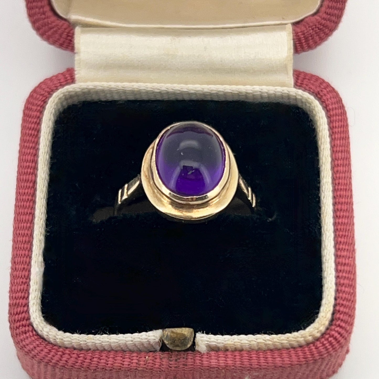 Vintage Amethyst + 9ct Yellow Gold Cabochon Ring - Sz. 4.75