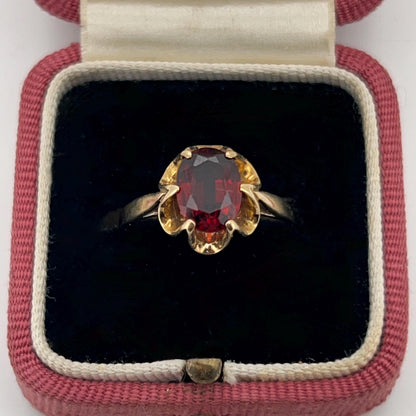 Vintage Garnet + 9ct Yellow Gold Buttercup Ring - Sz. 6.25
