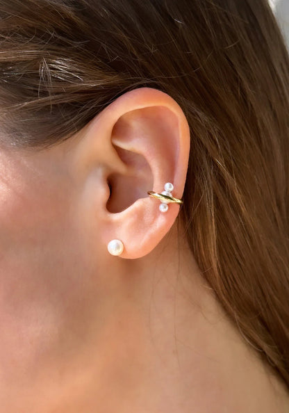 Luna 3 Pearl Ear Cuff