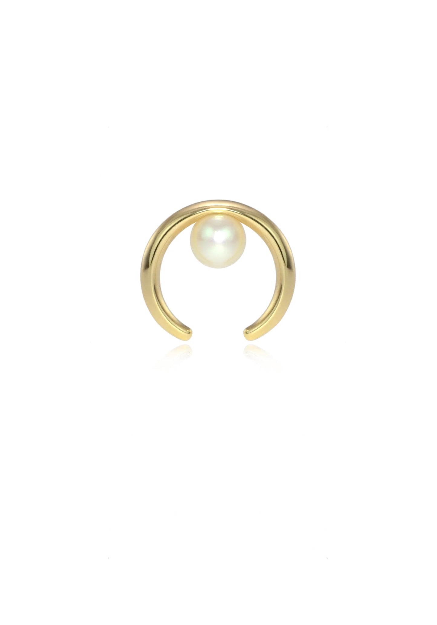 Luna Pearl Ear Cuff