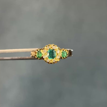 Antique Victorian Emerald + Diamond + 18k Yellow Gold Ring - Sz 7.25