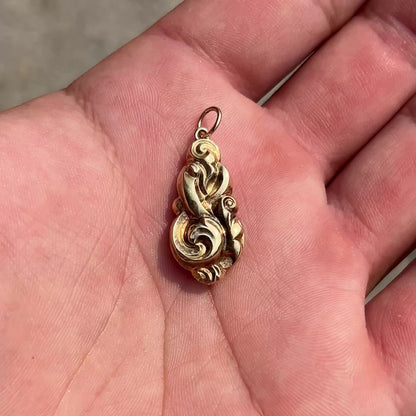 Antique Art Nouveau Yellow Gold Pendant