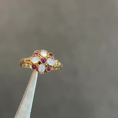 Antique Georgian Moonstone + Ruby + 12ct Yellow Gold Ring - Sz. 6.75