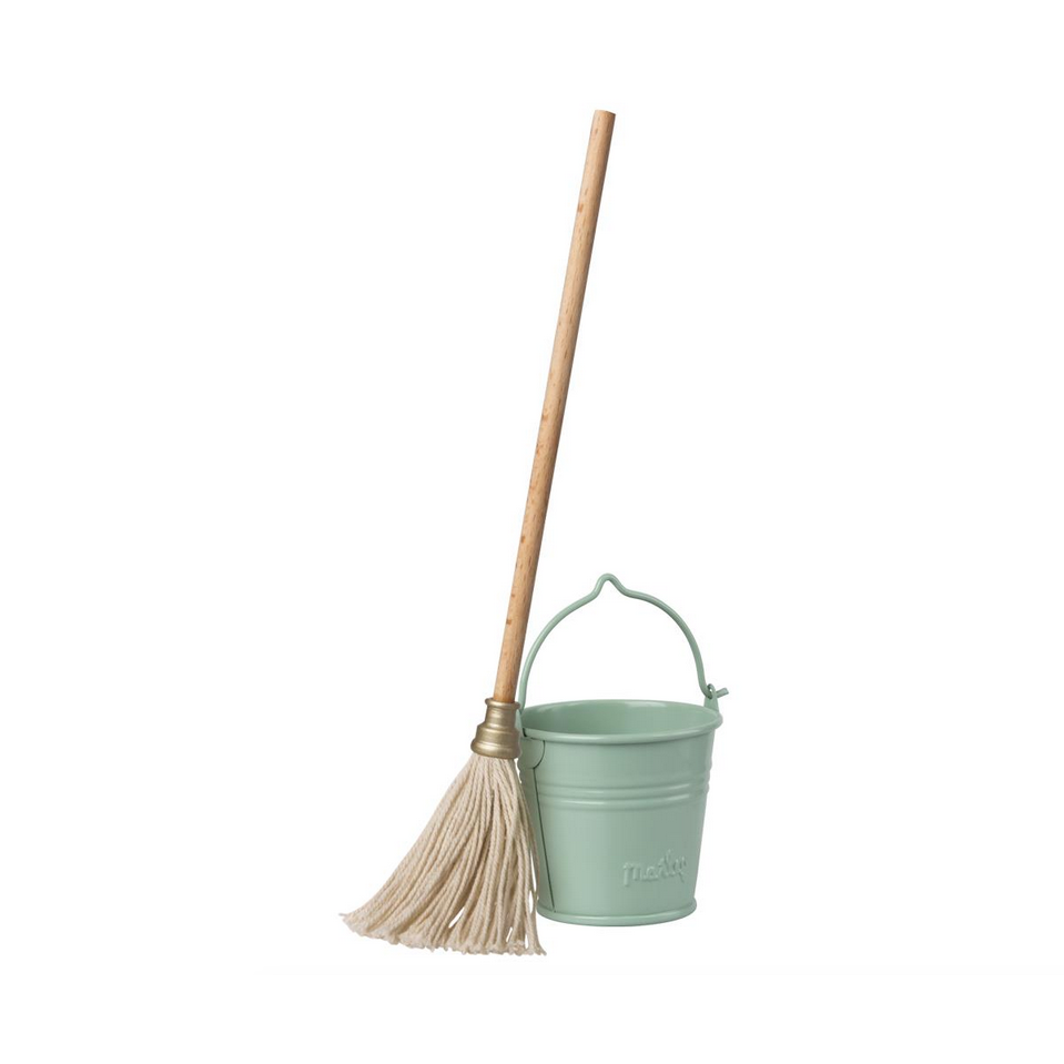 Miniature Bucket + Mop