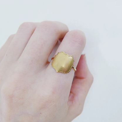 Crest Ring