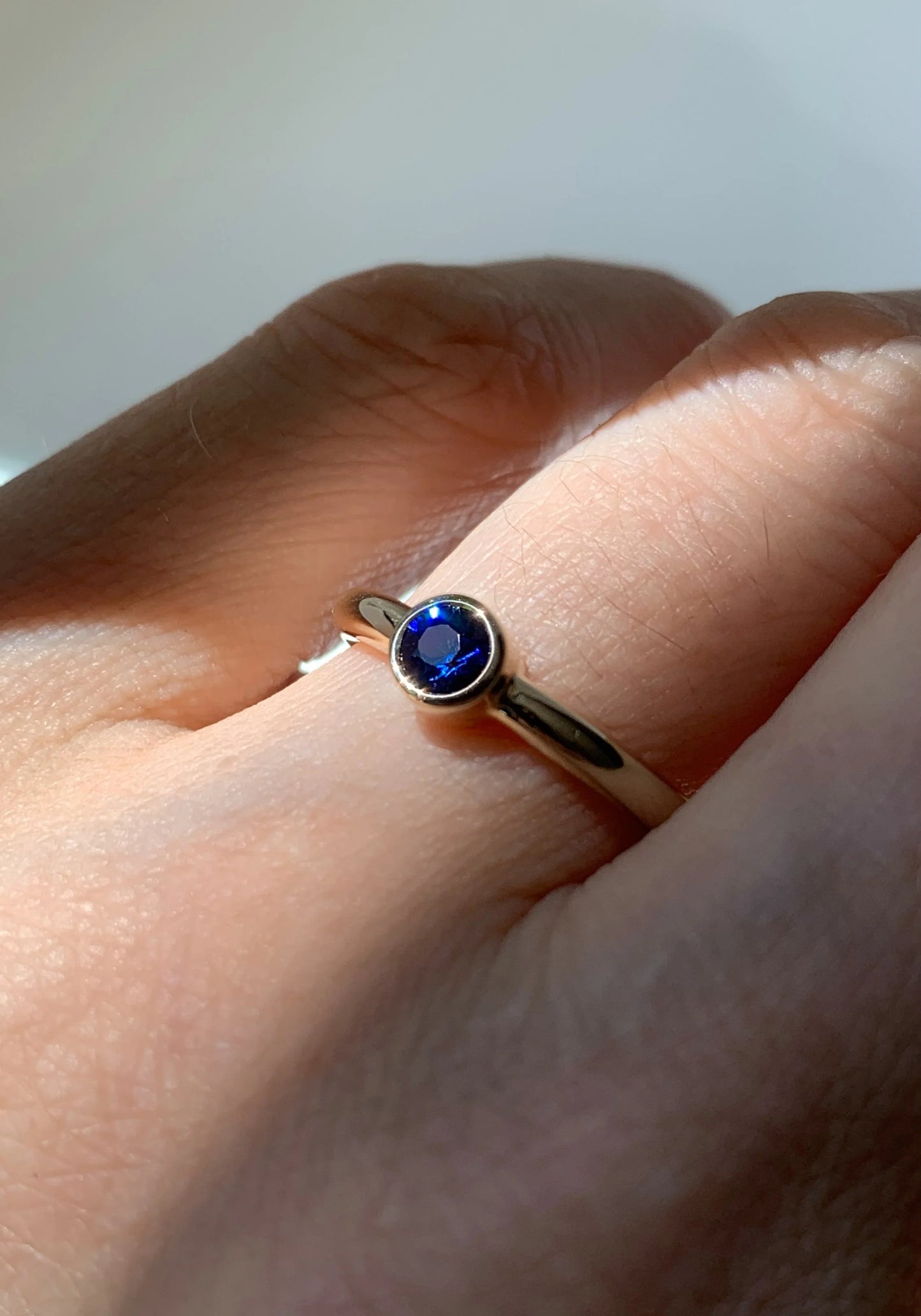Slice Solitaire Blue Sapphire Ring